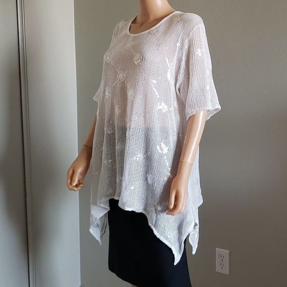 Sarah Santos White Linen Mesh Blouse Sweater sz L - Picture 1 of 6